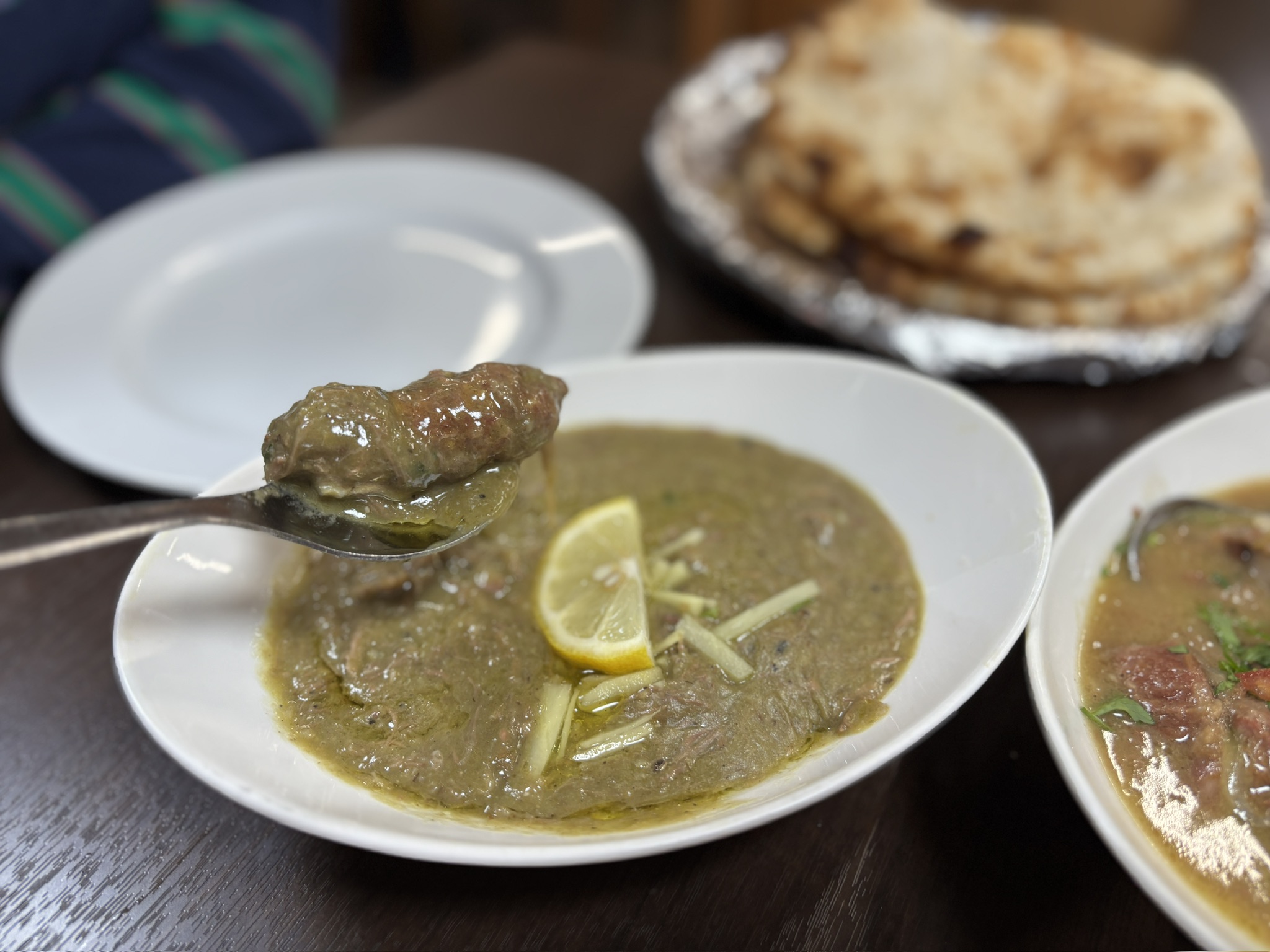 @JapanHalalMart 坂東市, 茨城県　の【Mutton Harisa（マトン ハリサ）】ハリームの起源とも言われる軽やかな一品。特徴的なカバブ入り