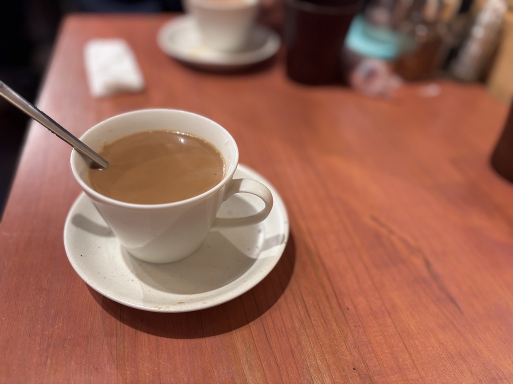 Baba Feel
•ミャンマーTEA　¥300 （မြန်မာလက်ဖက်ရည်）