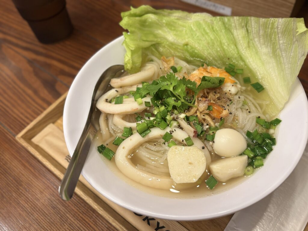 吉祥寺 SADEC TOKYO 海鮮フーティエウ