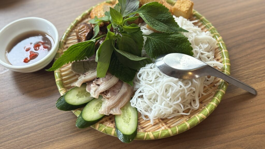 ブンダウマムトム Bún đậu mắm tôm ゾイスン 西川口 Phúc Khang