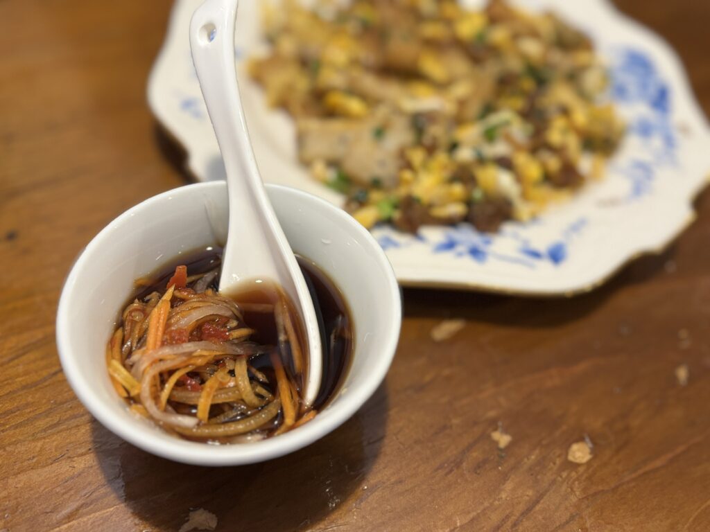 高座渋谷 ベトナム料理フォンホン ボッチンの甘酸っぱいタレ