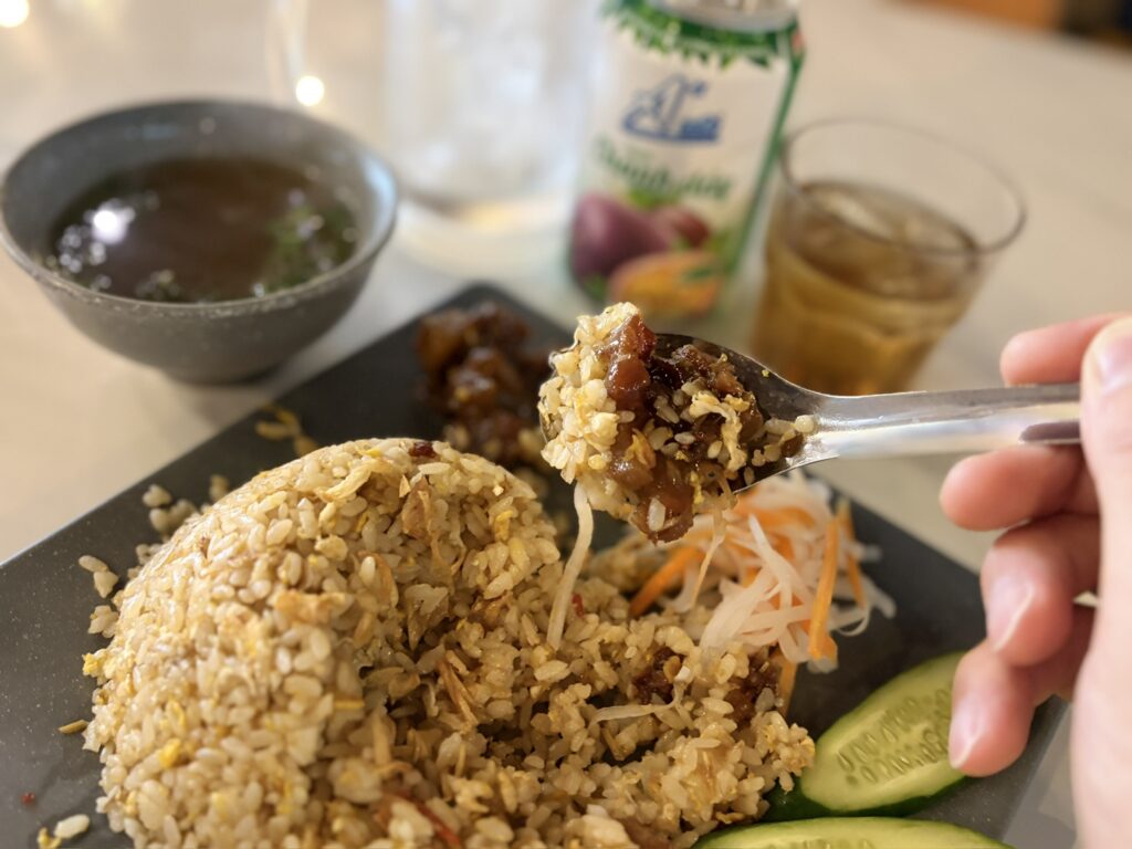 池袋北口 HI VIETNAM マムルオック炒飯と照り照り豚肉