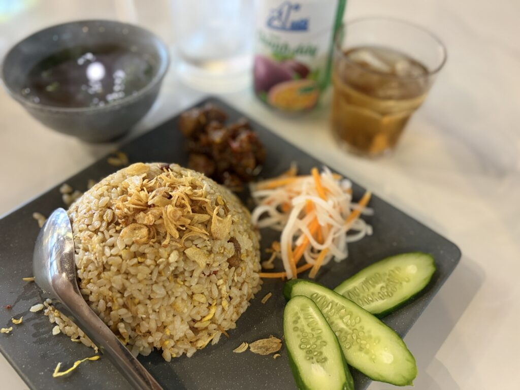 池袋北口 HI VIETNAM マムルオック炒飯のワンプレート