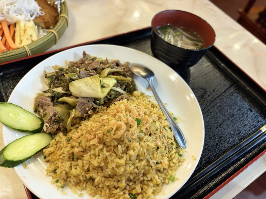 西川口 68Quan 牛肉と高菜漬けのチャーハン