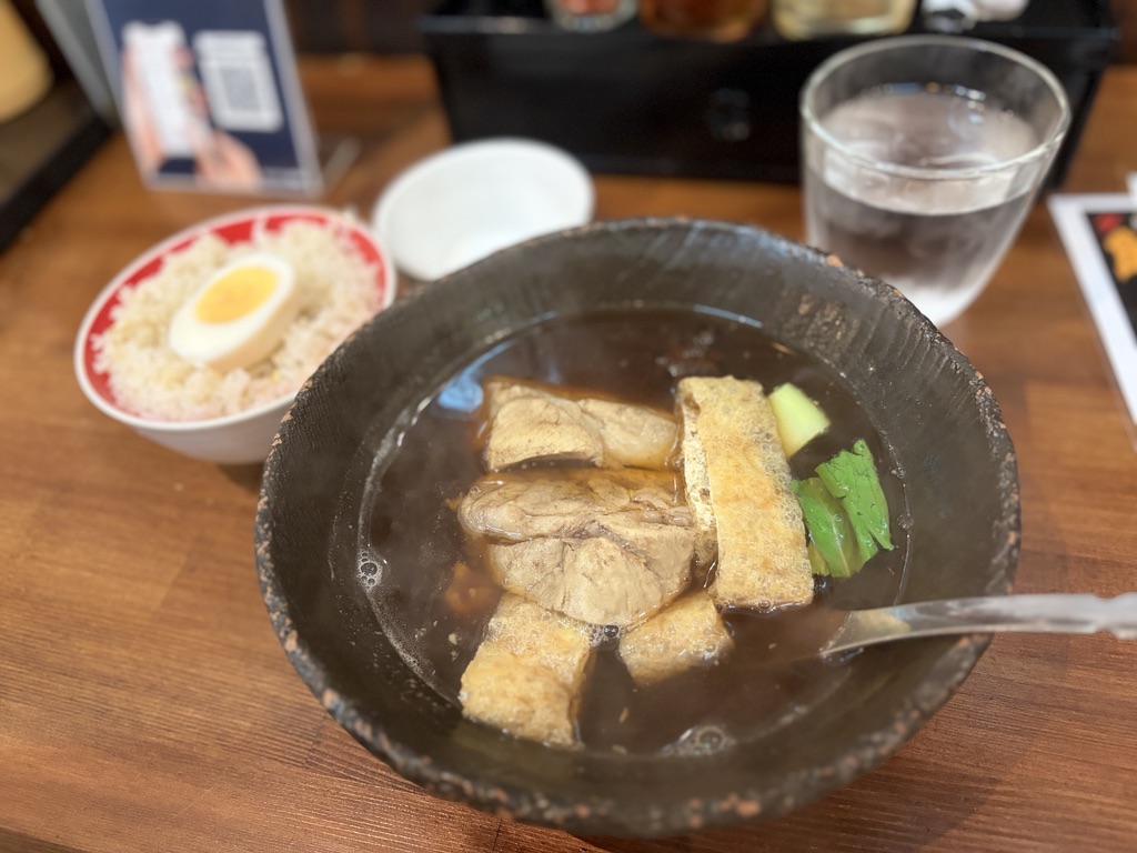 今の五星鶏飯 黒くなったマレーシア式のバクテー（2026年9月）